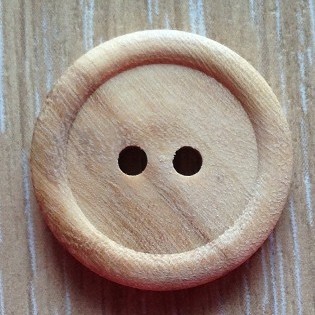 Buttons made of natural materials 