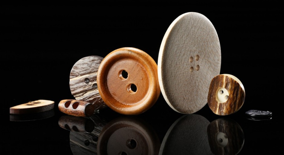 Buttons made of natural materials 